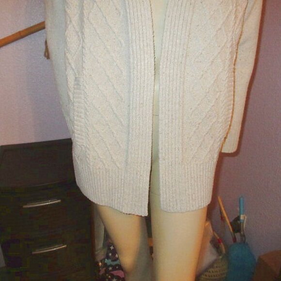 Frye and Co Fisherman Cable Knit Cardigan Size M Sweater Open Chunky Neutral - Picture 4 of 11